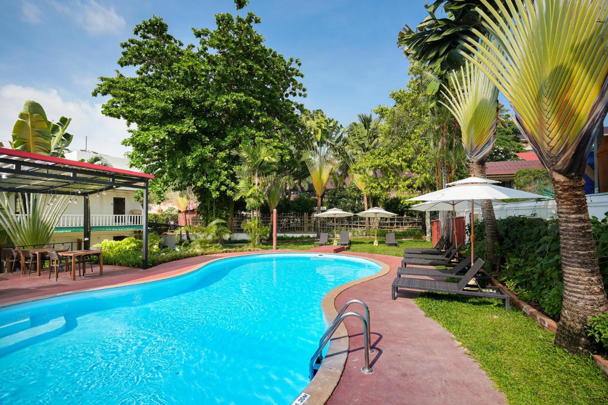 Touch Sea Boutique Hotel&Bistro Karon Ngoại thất bức ảnh