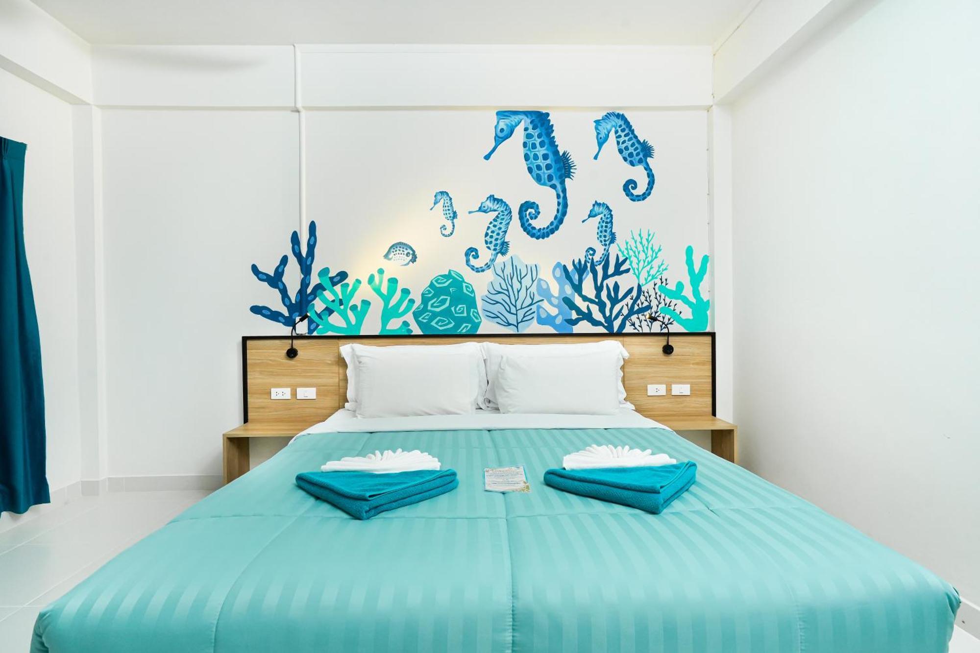 Touch Sea Boutique Hotel&Bistro Karon Ngoại thất bức ảnh