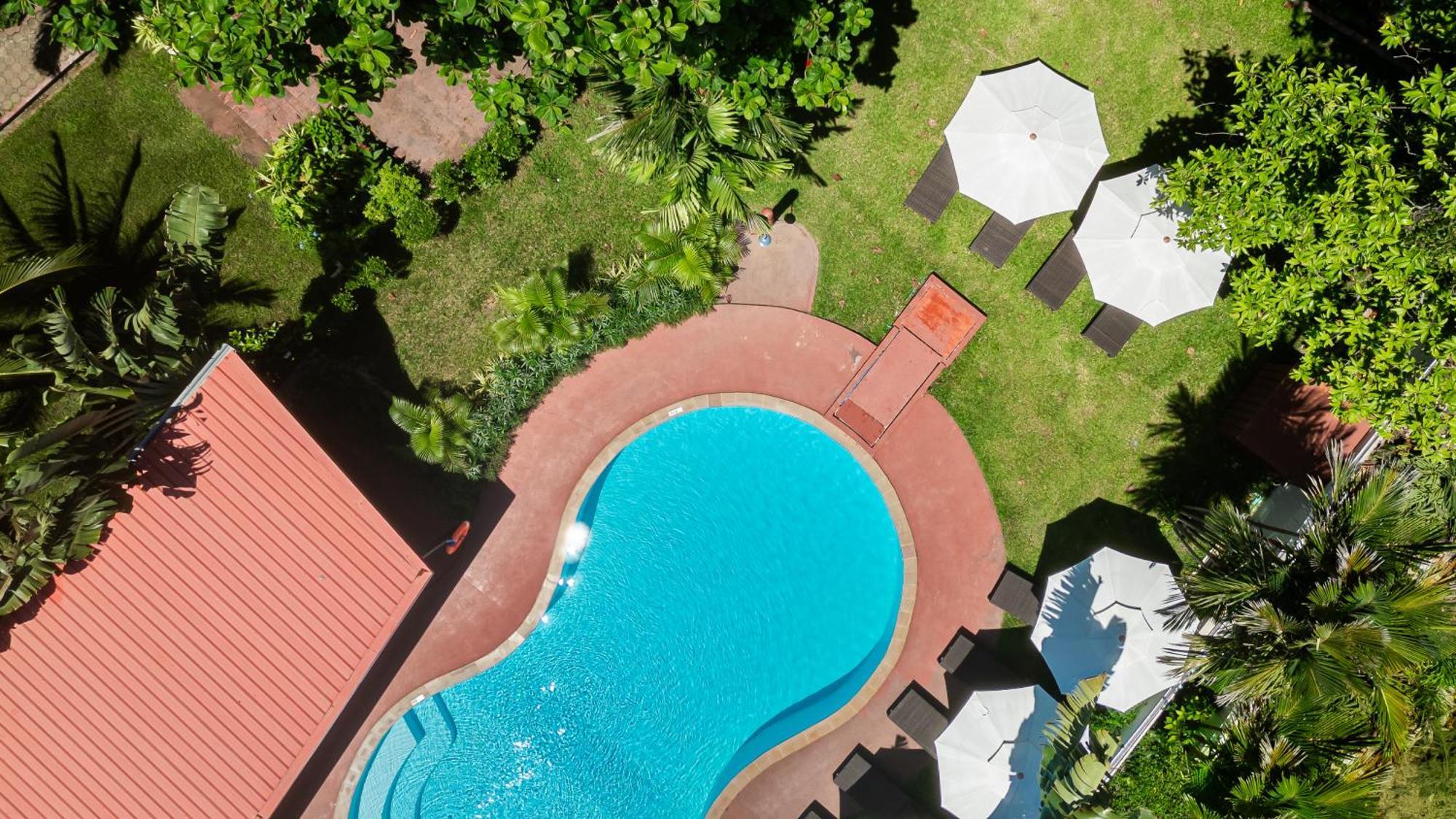 Touch Sea Boutique Hotel&Bistro Karon Ngoại thất bức ảnh